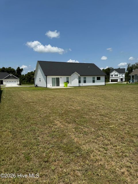 Tiny photo for 810 Calebs Creek Court, Maysville, NC 28555 (MLS # 100590593)