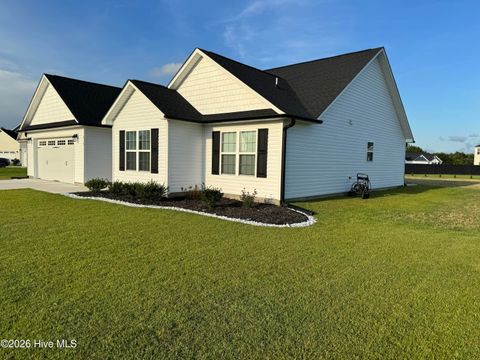 Tiny photo for 810 Calebs Creek Court, Maysville, NC 28555 (MLS # 100590593)