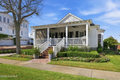 Homes For Sale - 109 Broad Street<br/> Beaufort, NC 28516