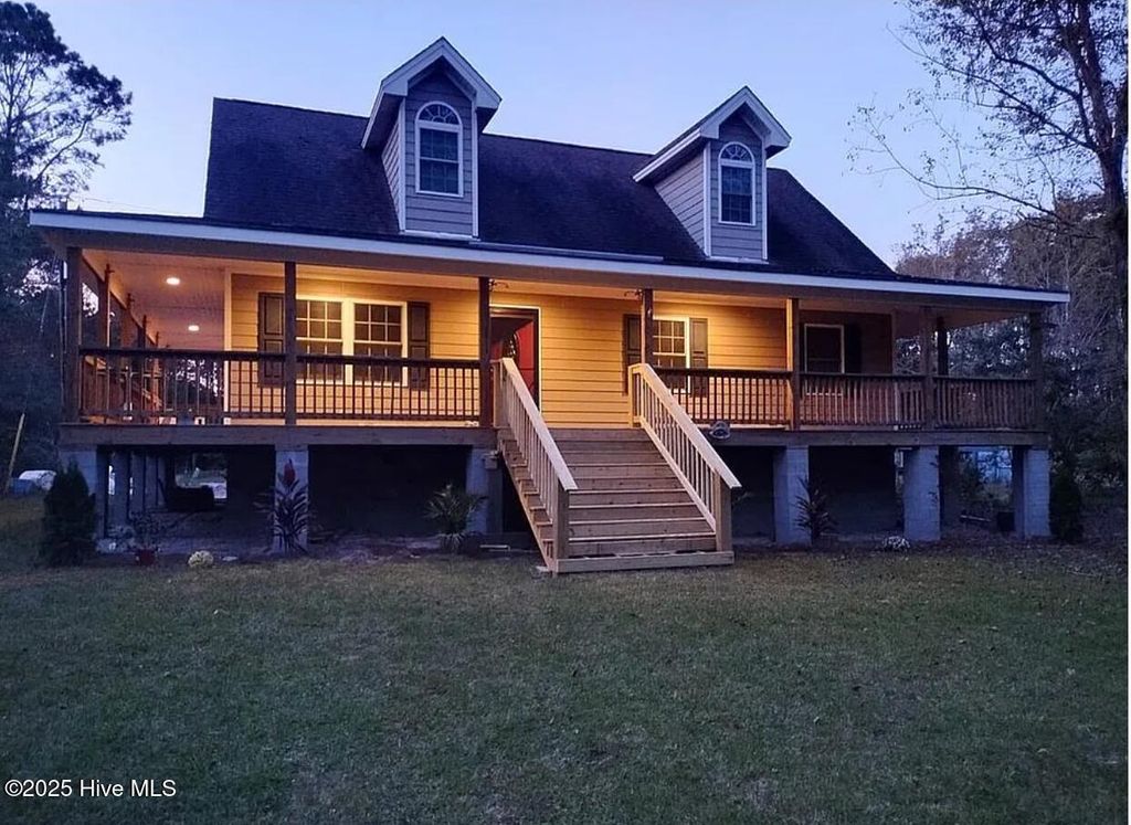 Photo of 3016 Dillon Way NE, Leland, NC 28451 (MLS # 100553060)