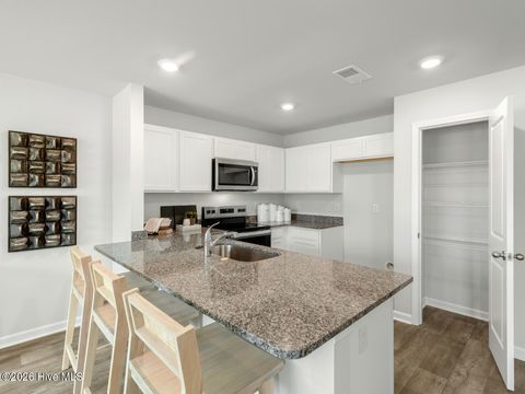 Tiny photo for 42 Cashmere Court #Lot 8, Wilmington, NC 28411 (MLS # 100570905)