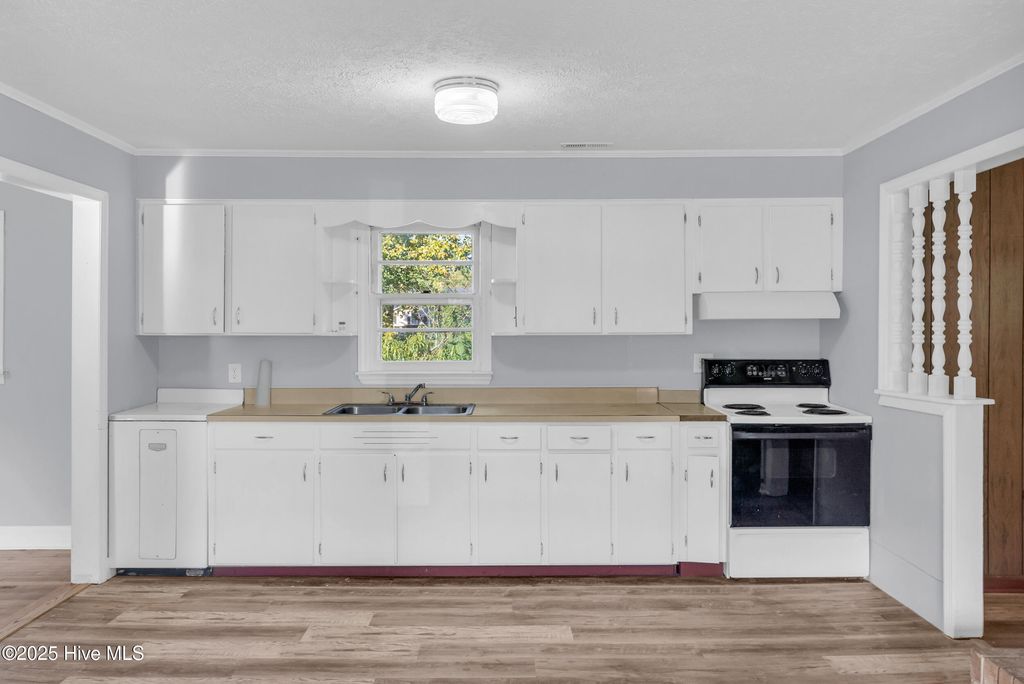 Photo of 414 S Wilson Street, Chadbourn, NC 28431 (MLS # 100535484)