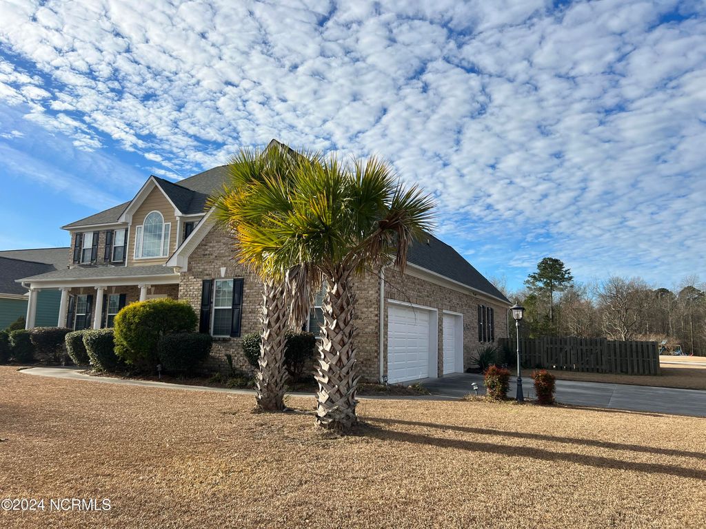 Photo of 101 Bellechasse Way, Jacksonville, NC 28540 (MLS # 100545108)
