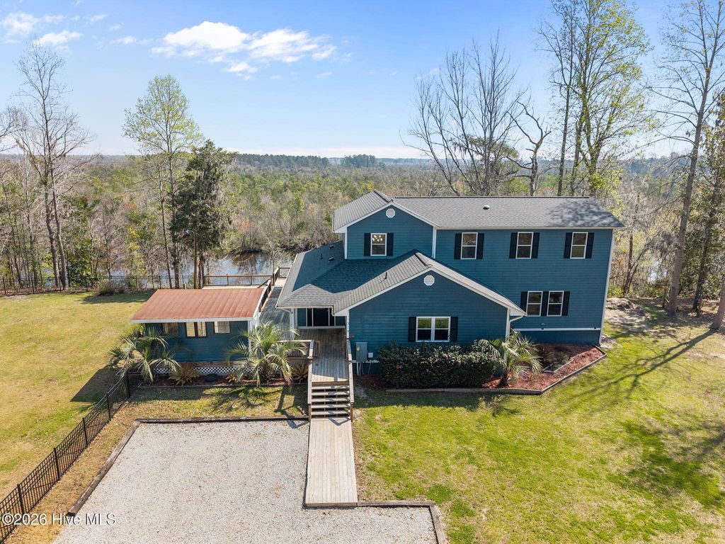 Photo of 319 Blue Top Road, Jacksonville, NC 28540 (MLS # 100562529)