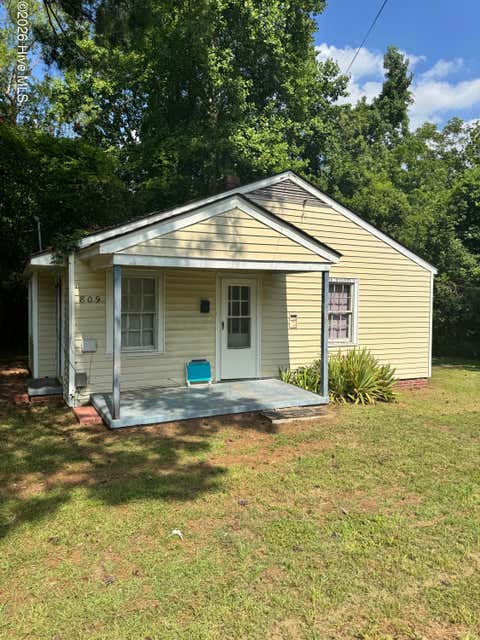Homes For Sale - 809 Stadiem Drive<br/> Lenoir County, Kinston, NC 28501