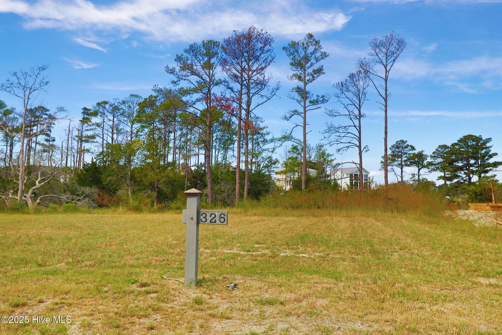 Photo of 504 Swan Court, Beaufort, NC 28516 (MLS # 100536243)