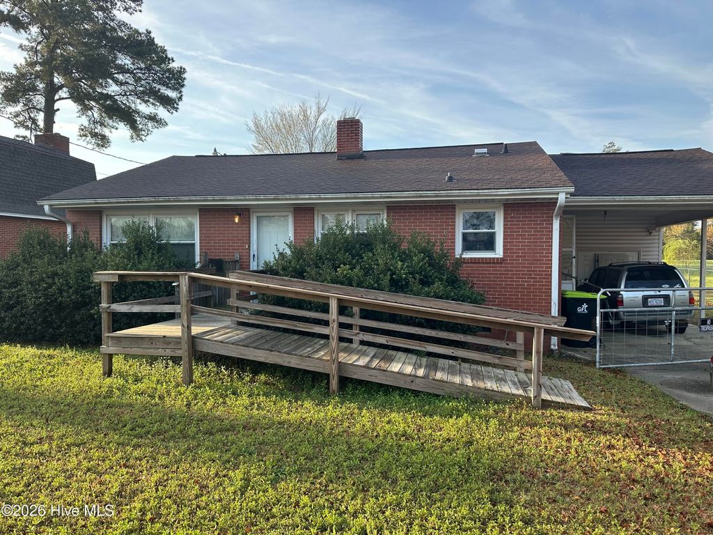 Photo of 309 W College Street, Whiteville, NC 28472 (MLS # 100564041)