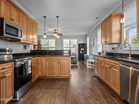 Tiny photo for 123 Beagle Drive, Hubert, NC 28539 (MLS # 100546658)