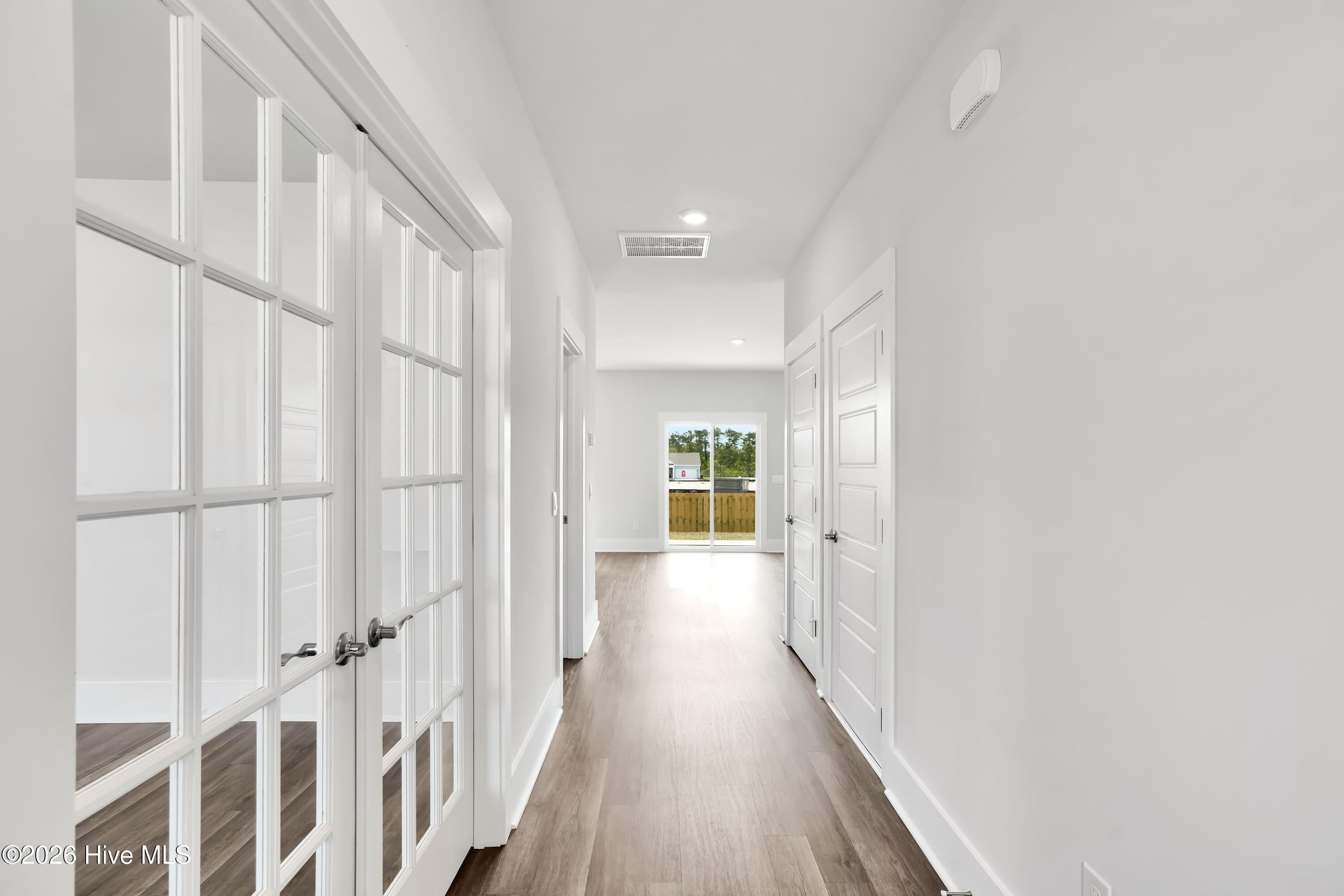 406 Driftwood Drive 2