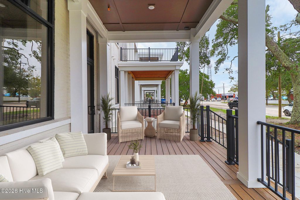 Photo of 805 Mulberry Street #Unit 105, Beaufort, NC 28516 (MLS # 100572261)