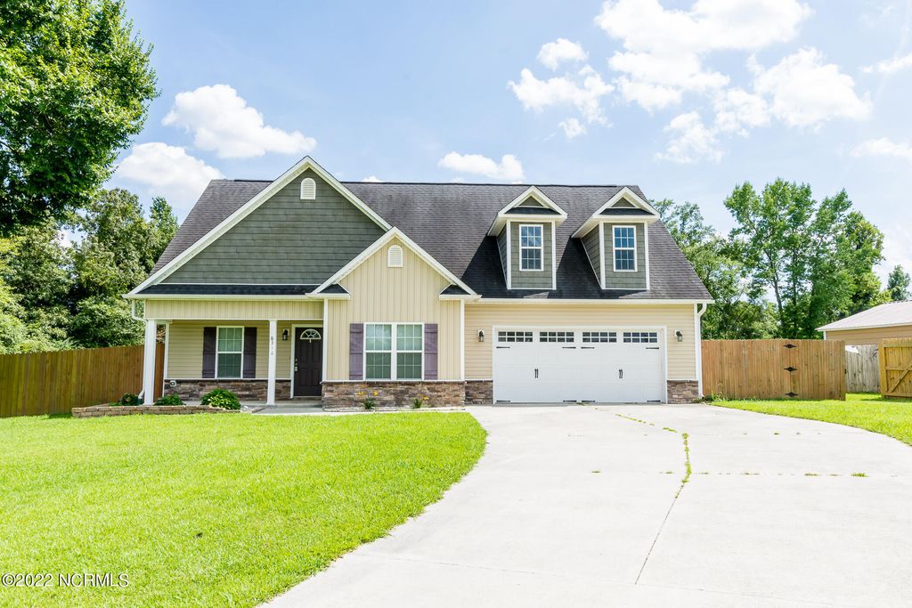 Photo of 310 Cabinwood Court, Richlands, NC 28574 (MLS # 100571382)