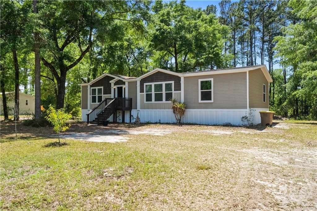 Photo of 227 River Oak Dr Dr, Bloomingdale, GA 31302 (MLS # SA355288)