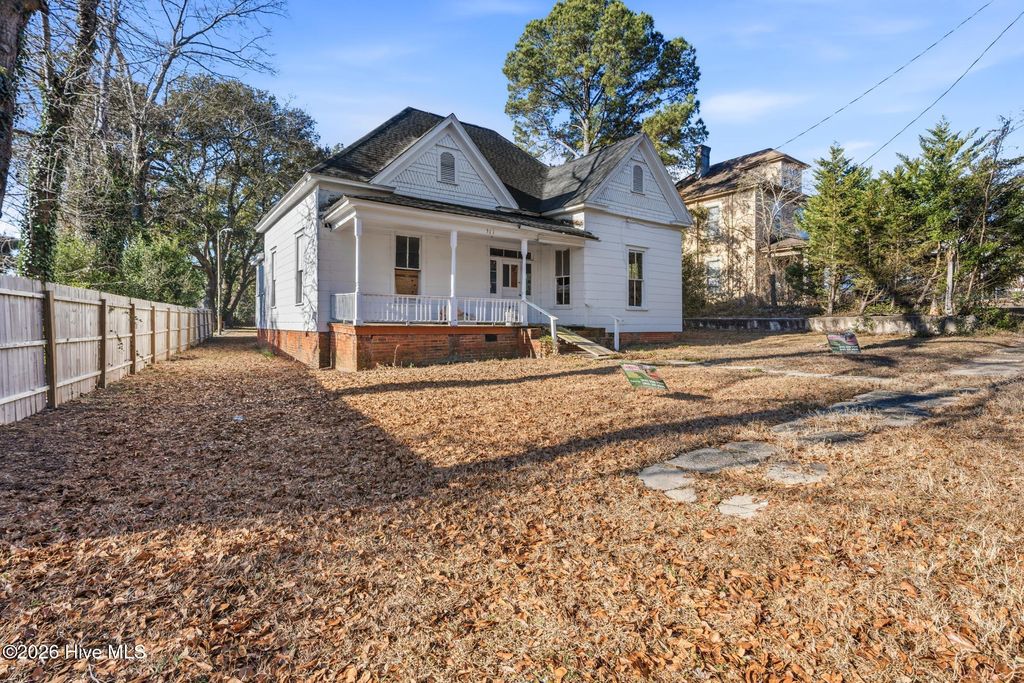 Photo of 317 Mcdonald Avenue, Hamlet, NC 28345 (MLS # 100555467)