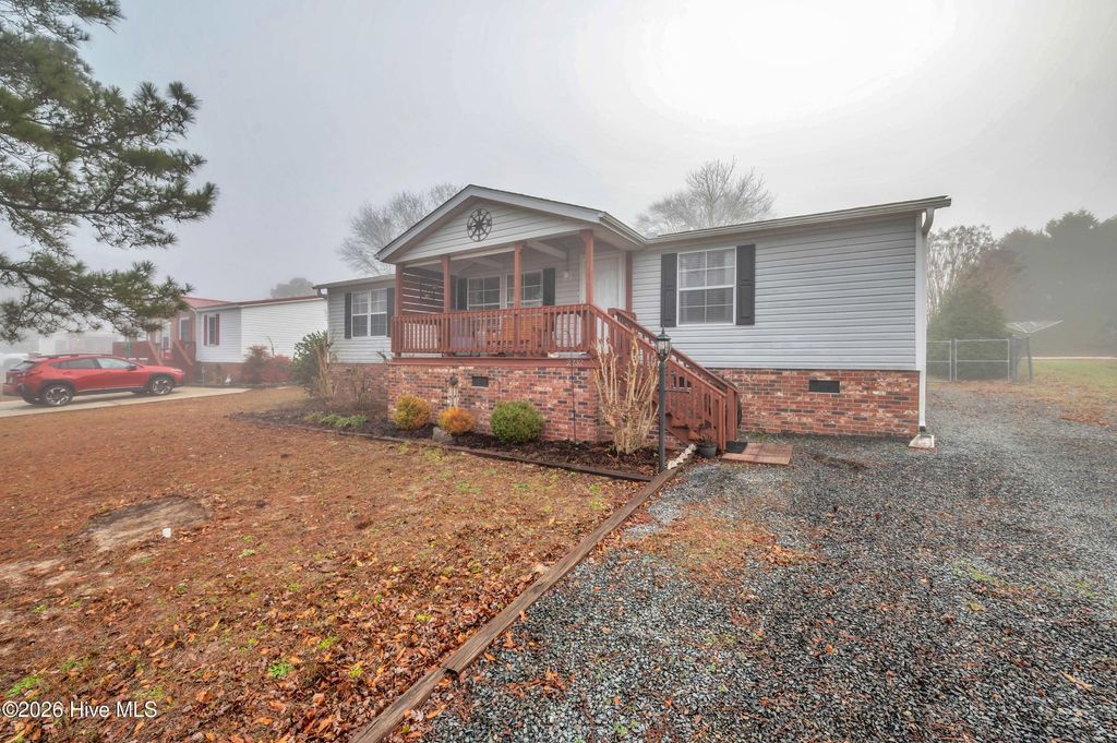 Photo of 2232 Lakeside Avenue SW, Supply, NC 28462 (MLS # 100550666)
