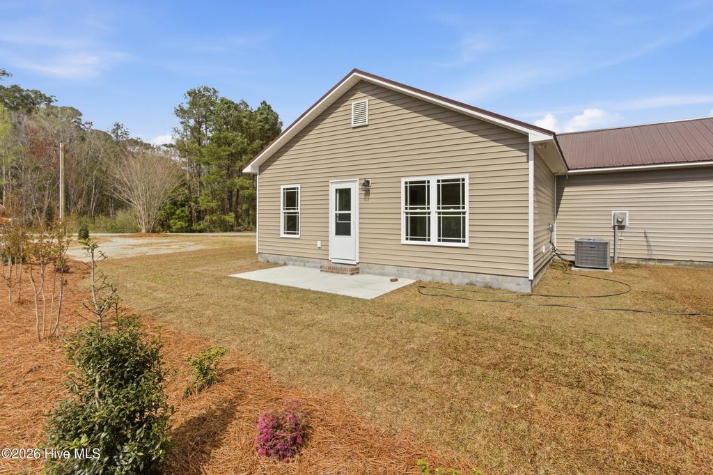 Photo of 128 Macdonald Boulevard, Havelock, NC 28532 (MLS # 100570128)