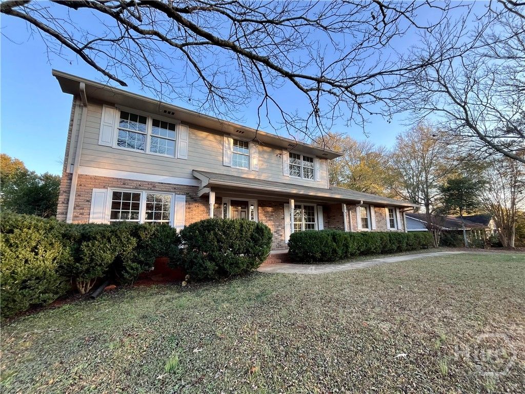 Photo of 325 University Circle, Athens, GA 30605 (MLS # CL345007)