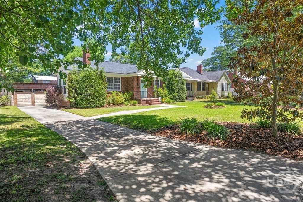 Photo of 516 E 58th Street, Savannah, GA 31405 (MLS # SA355454)