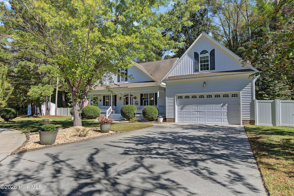 Photo of 135 Castle Court, Washington, NC 27889 (MLS # 100612333)