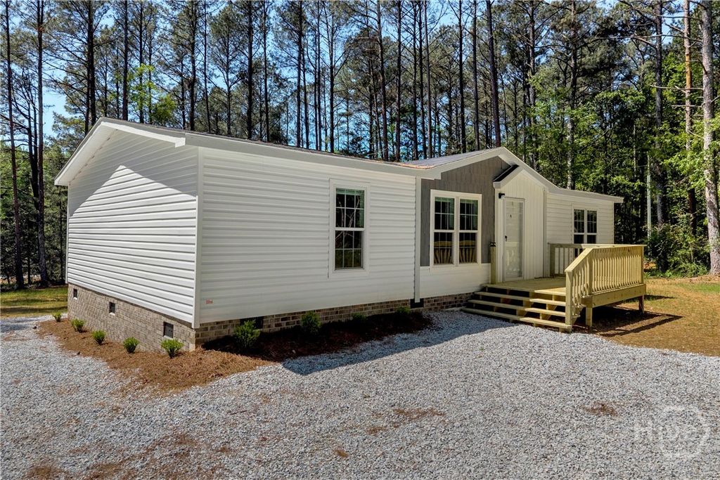 Photo of 108 Shiloh Church Road, Dewy Rose, GA 30634 (MLS # CL353808)