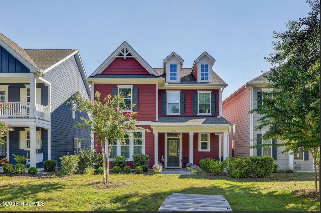 Photo of 7124 Maple Leaf Drive, Wilmington, NC 28411 (MLS # 100548934)