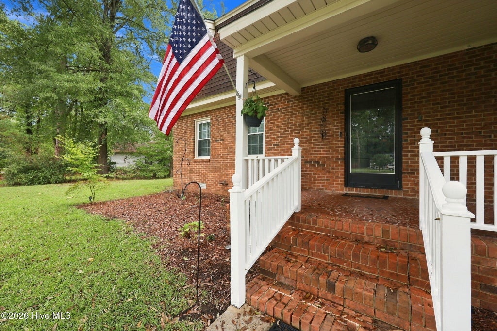 Photo of 201 Evanswood Drive, Greenville, NC 27858 (MLS # 100605943)