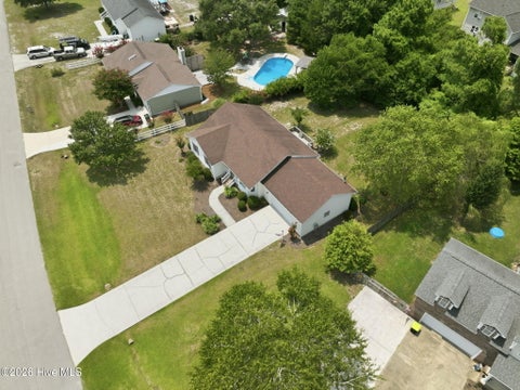 Tiny photo for 121 E Ivybridge Drive, Hubert, NC 28539 (MLS # 100589925)