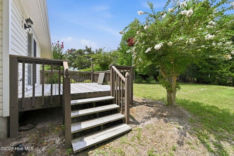 Tiny photo for 121 E Ivybridge Drive, Hubert, NC 28539 (MLS # 100589925)