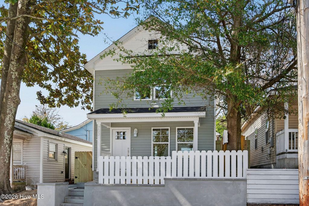 Photo of 703 N 11th Street, Wilmington, NC 28401 (MLS # 100542142)