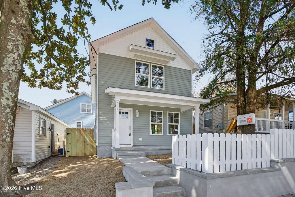 Photo of 703 N 11th Street, Wilmington, NC 28401 (MLS # 100542142)