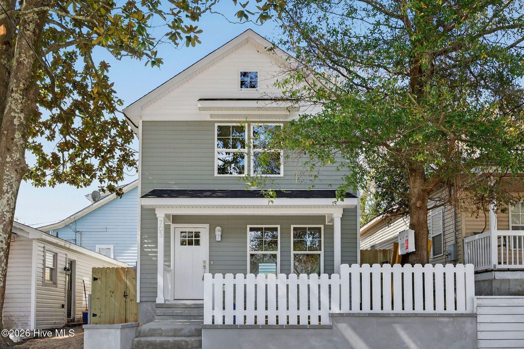 Photo of 703 N 11th Street, Wilmington, NC 28401 (MLS # 100542142)