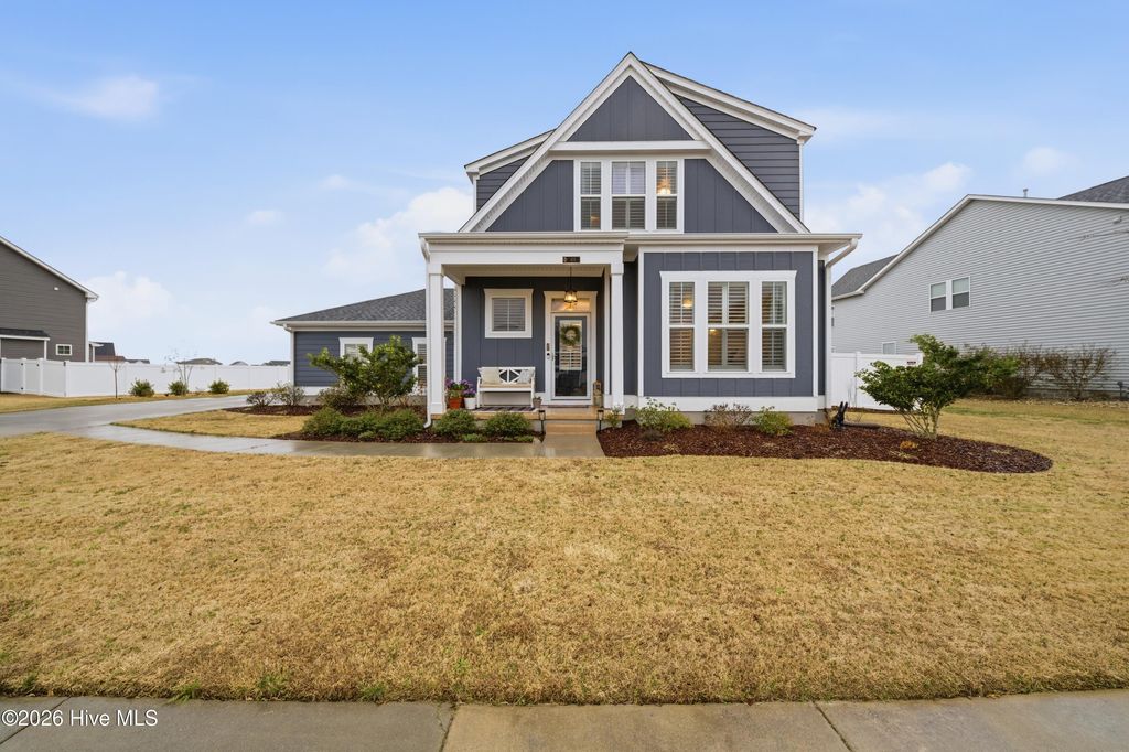 Photo of 419 Campus Drive, Moyock, NC 27958 (MLS # 100560295)