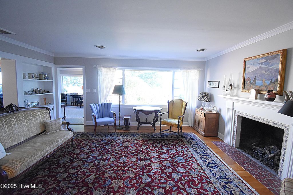 Photo of 1800 River Drive, New Bern, NC 28560 (MLS # 100544923)