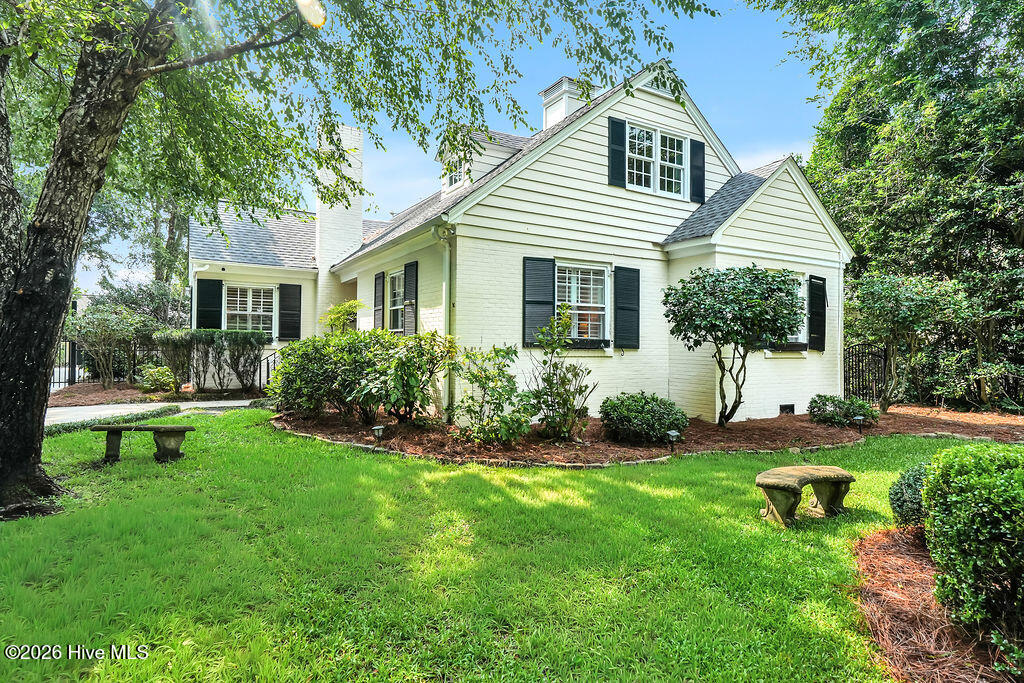 1413 Hawthorne Road