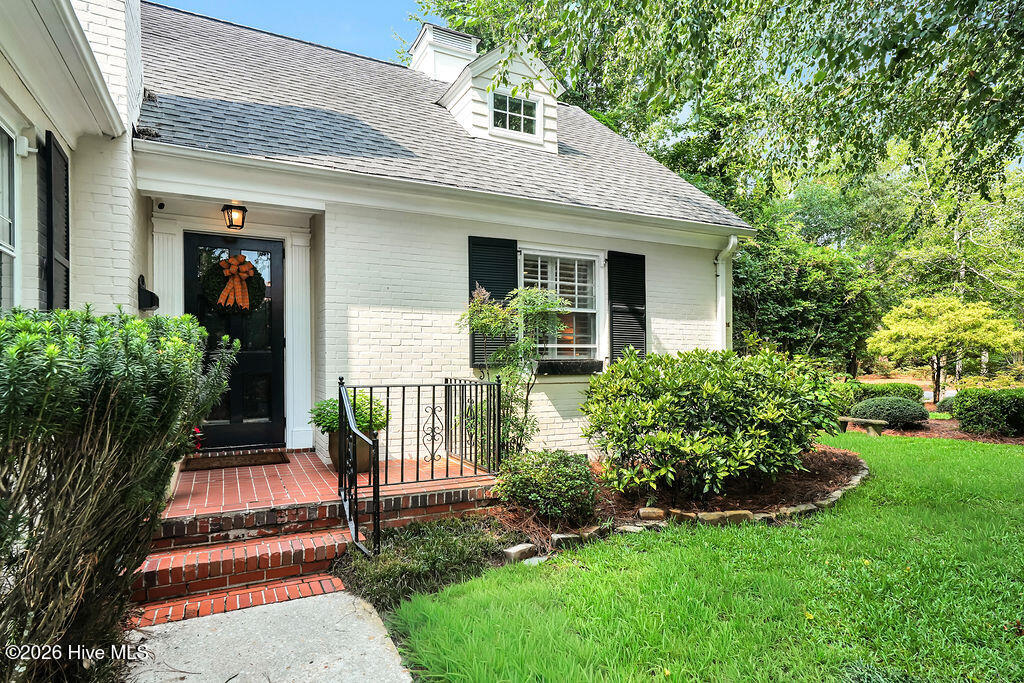 1413 Hawthorne Road