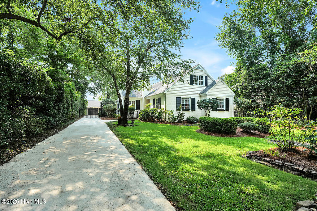 1413 Hawthorne Road
