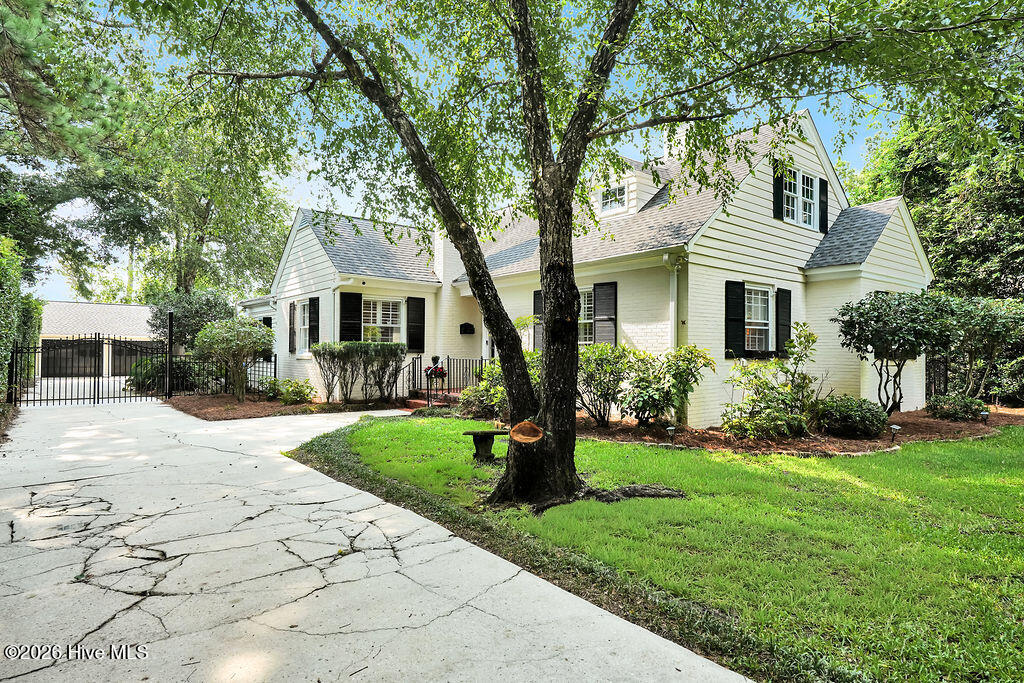1413 Hawthorne Road
