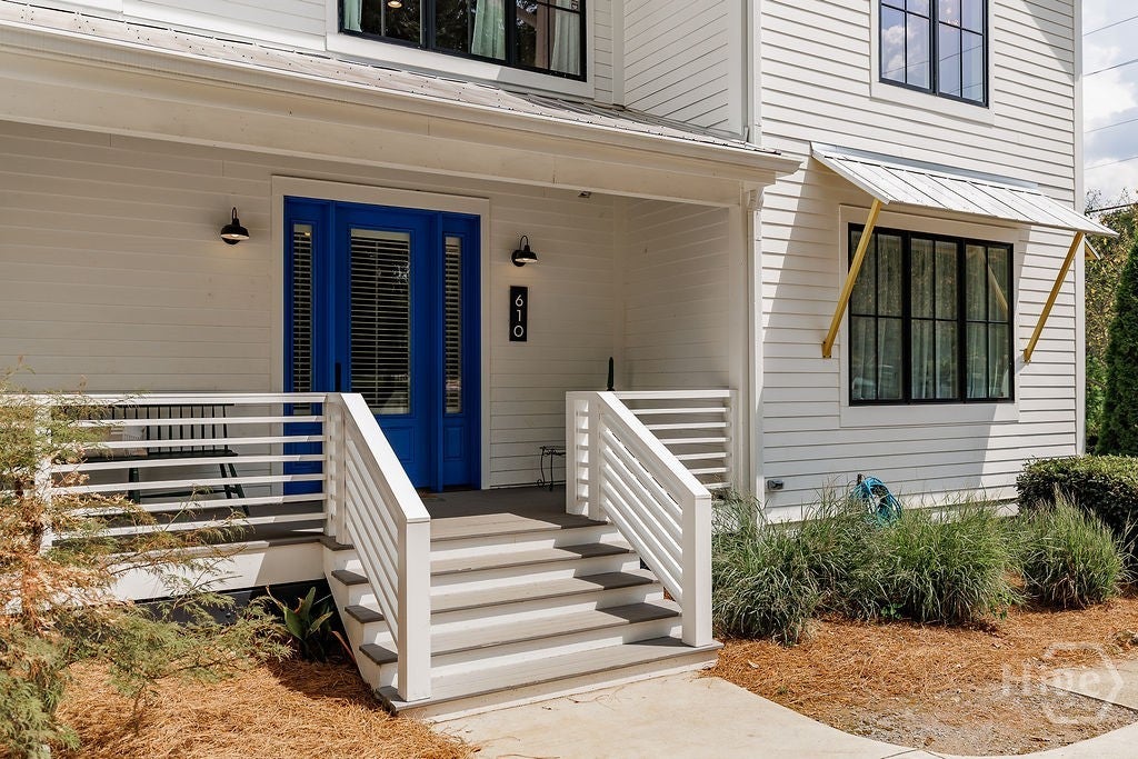 Photo of 610 Holman Avenue, Athens, GA 30606 (MLS # CL358918)