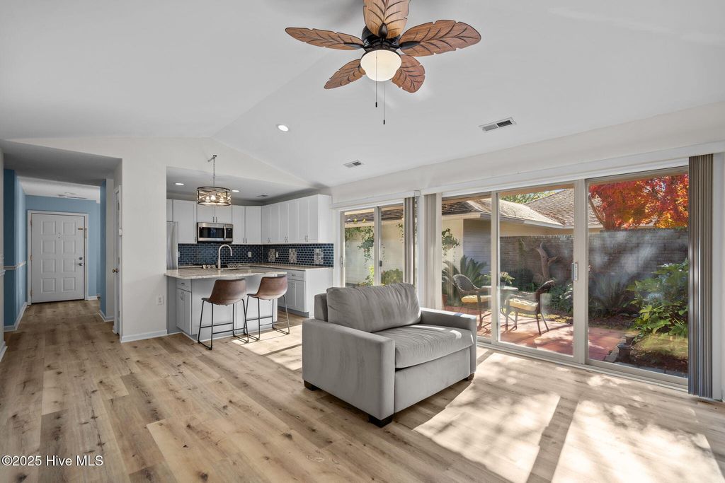 Photo of 936 Summerlin Falls Court, Wilmington, NC 28412 (MLS # 100544988)