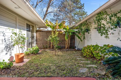 Tiny photo for 936 Summerlin Falls Court, Wilmington, NC 28412 (MLS # 100544988)