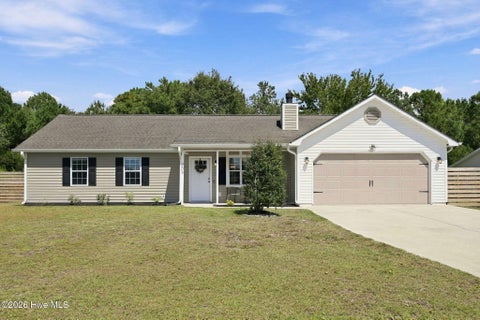 Homes For Sale - 205 Parnell Road<br/> Hubert, NC 28539
