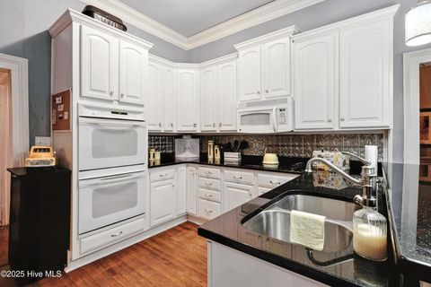 Tiny photo for 207 S Walker Street, Burgaw, NC 28425 (MLS # 100573429)