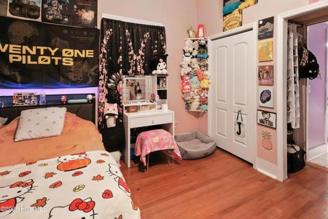 Tiny photo for 207 S Walker Street, Burgaw, NC 28425 (MLS # 100573429)