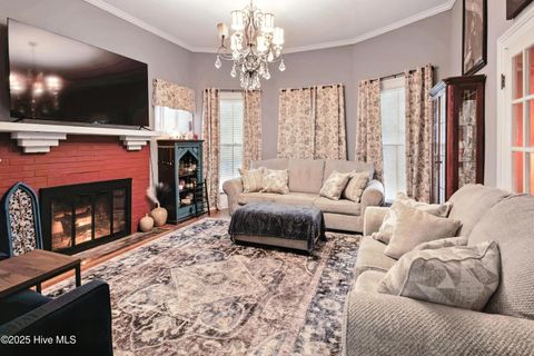 Tiny photo for 207 S Walker Street, Burgaw, NC 28425 (MLS # 100573429)