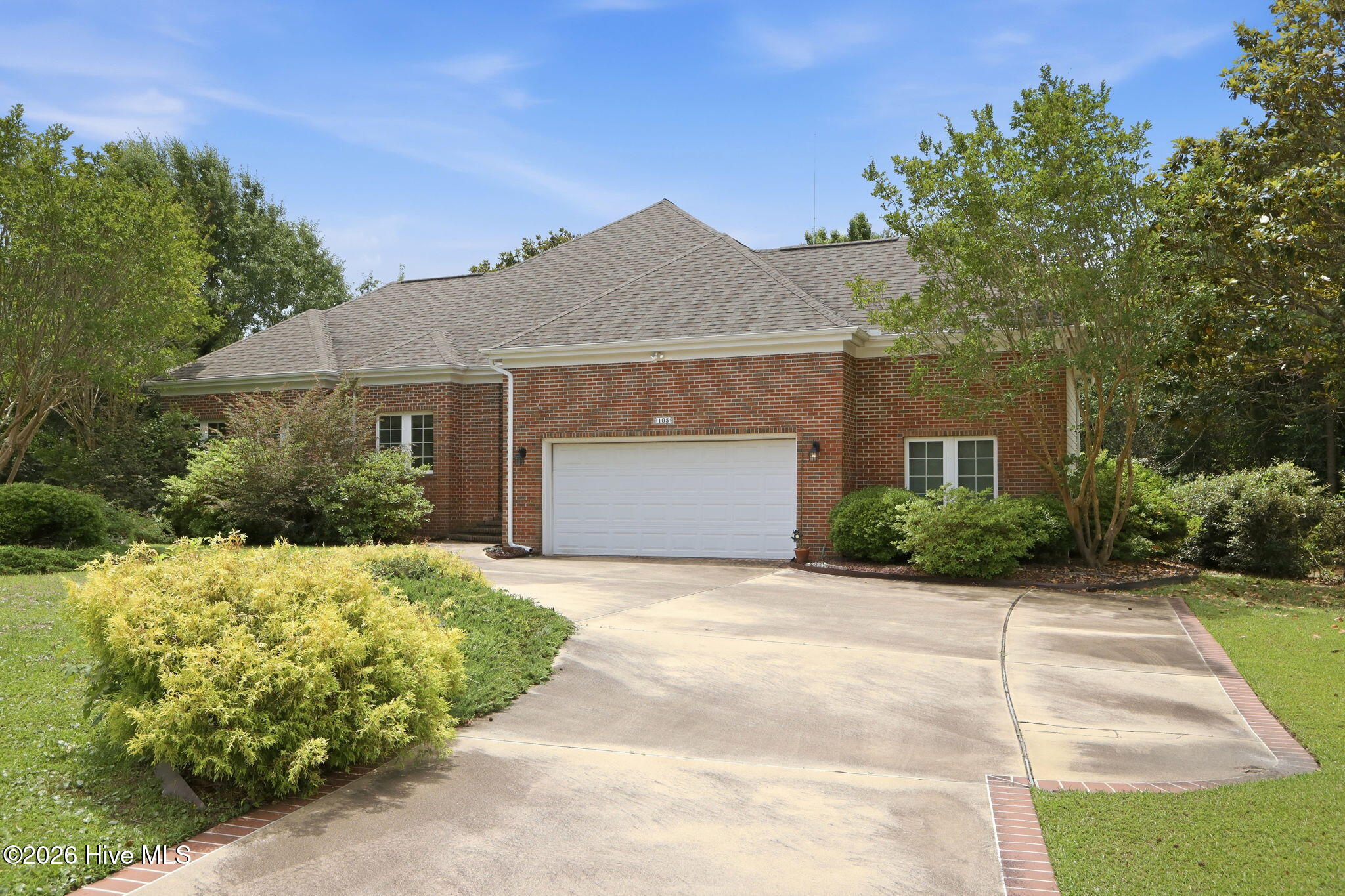 105 Pine Bluff Drive