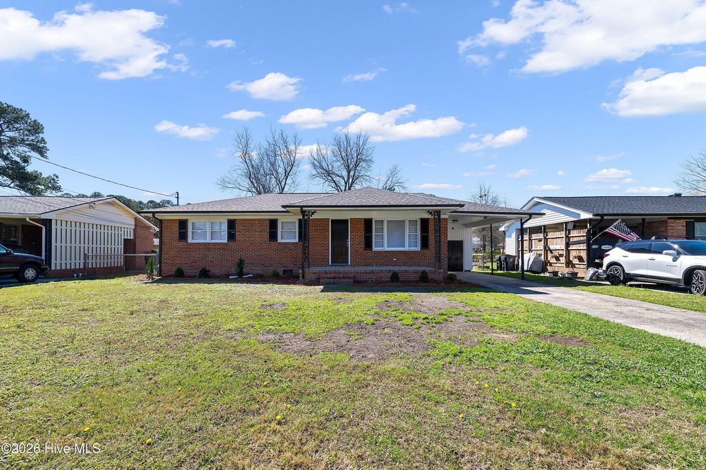 Photo of 212 Bunche Drive, Goldsboro, NC 27530 (MLS # 100560785)