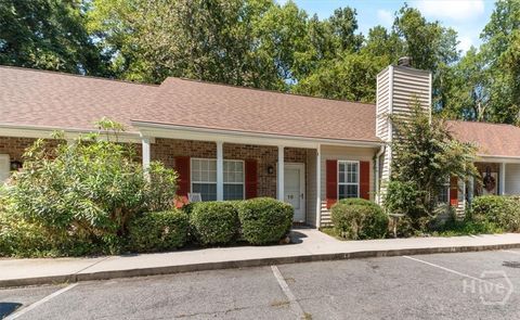 Townhouse For Sale - 19 Chaintree Drive<br/> Chatham County, Savannah, GA 31419