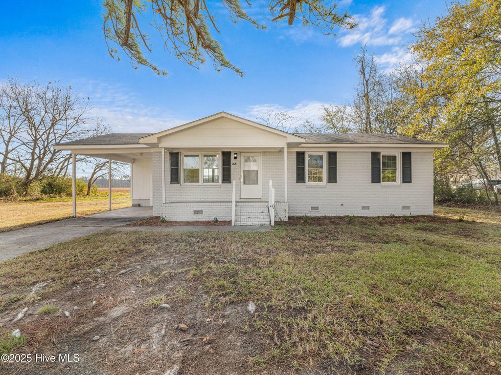 Photo of 2685 Railroad Street, Farmville, NC 27828 (MLS # 100545453)