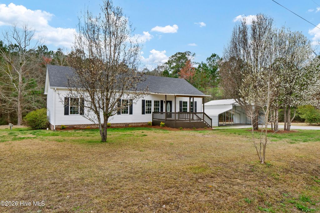 Photo of 159 Aberdeen Lane, Jacksonville, NC 28540 (MLS # 100559268)