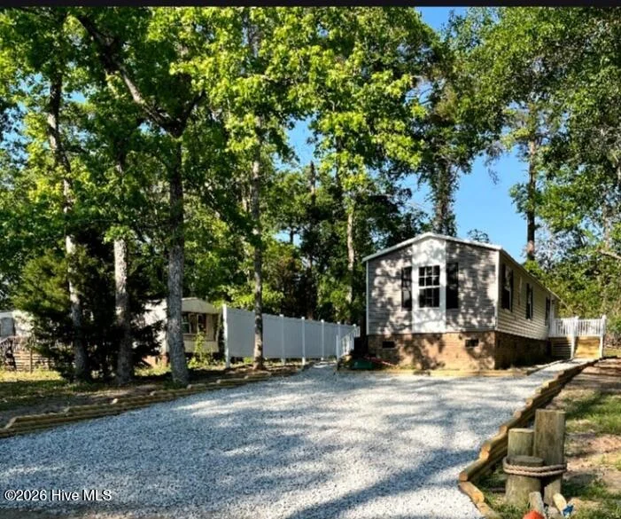 232 Lake Drive SW