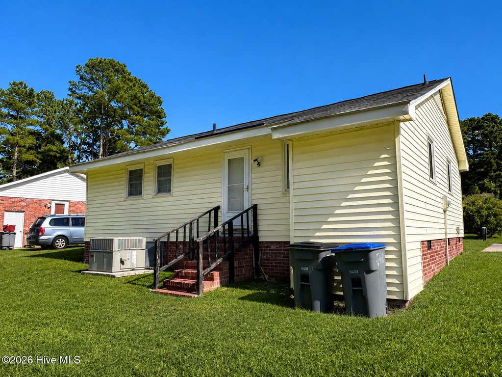 Photo of 736 Lincoln Drive, Rocky Mount, NC 27801 (MLS # 100599133)